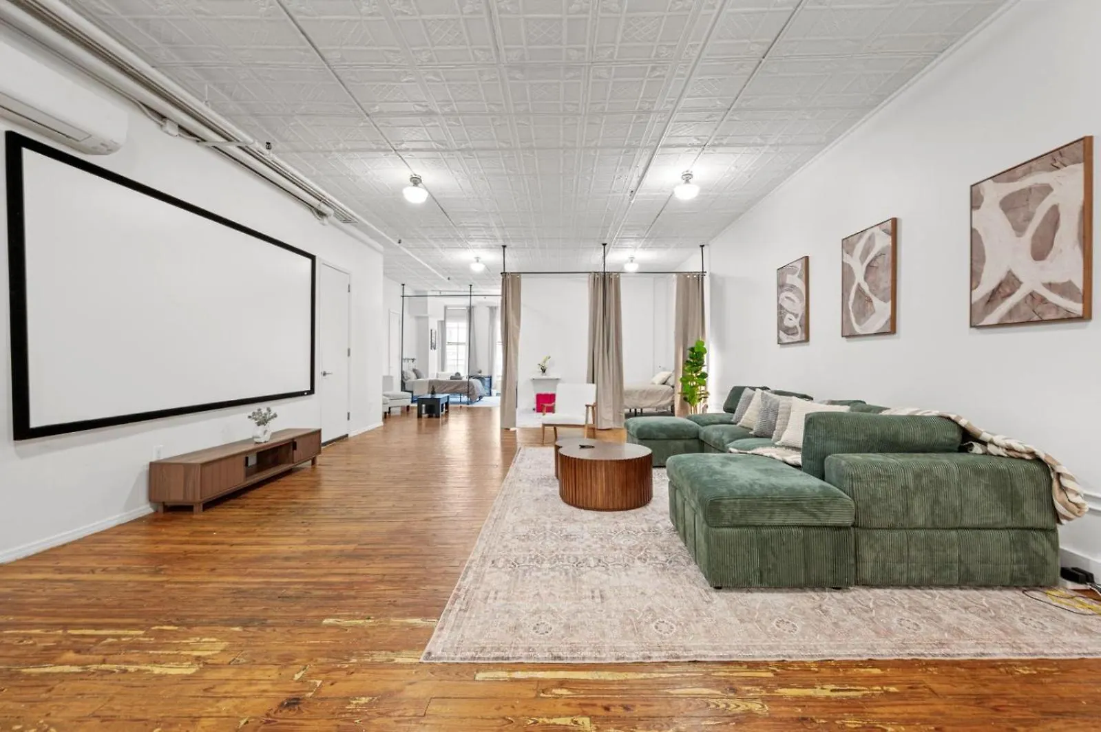 Massive Soho Loft 4 Bedrooms 2 Bath 7 Beds Nueva York 0*,  Estados Unidos