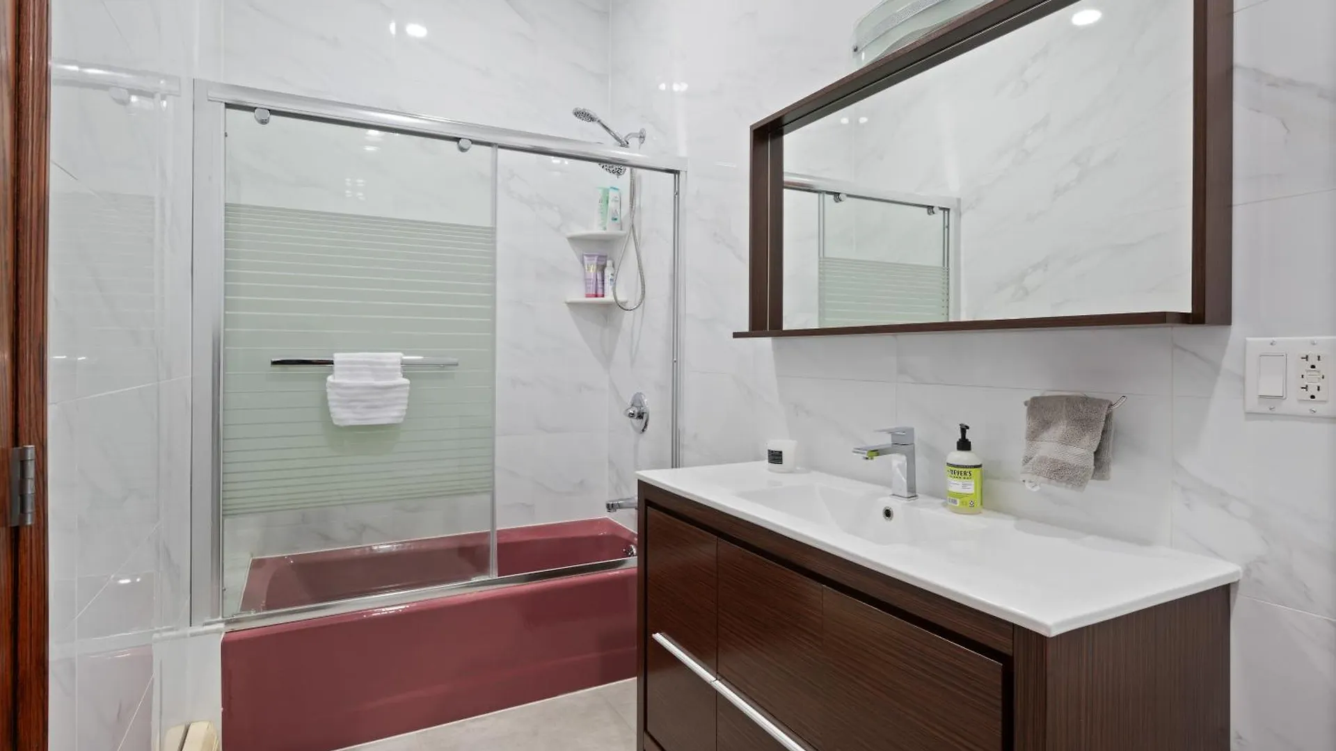 Hotel Massive Soho Loft 5Bedrooms 2 Baths - 2500 Sqft New York