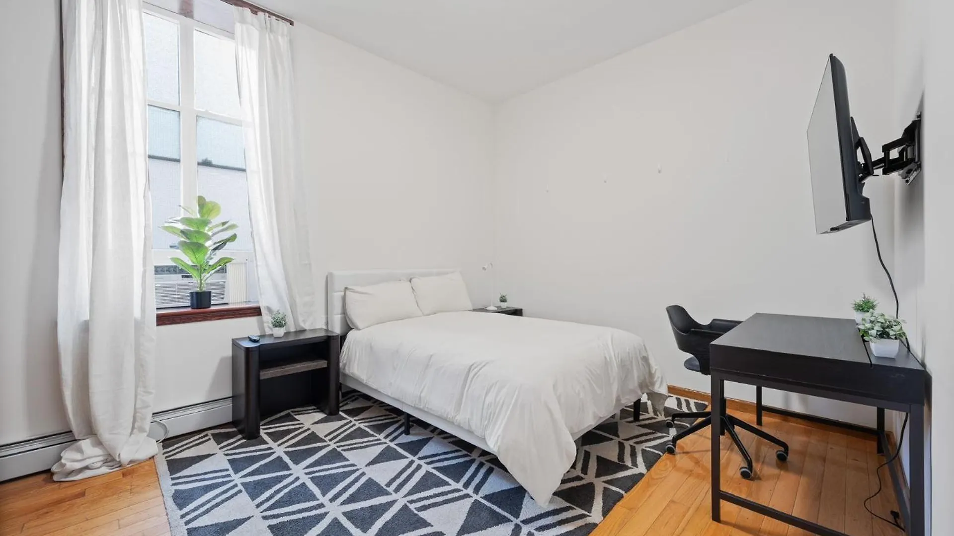 Hotel Massive Soho Loft 5Bedrooms 2 Baths - 2500 Sqft New York United States